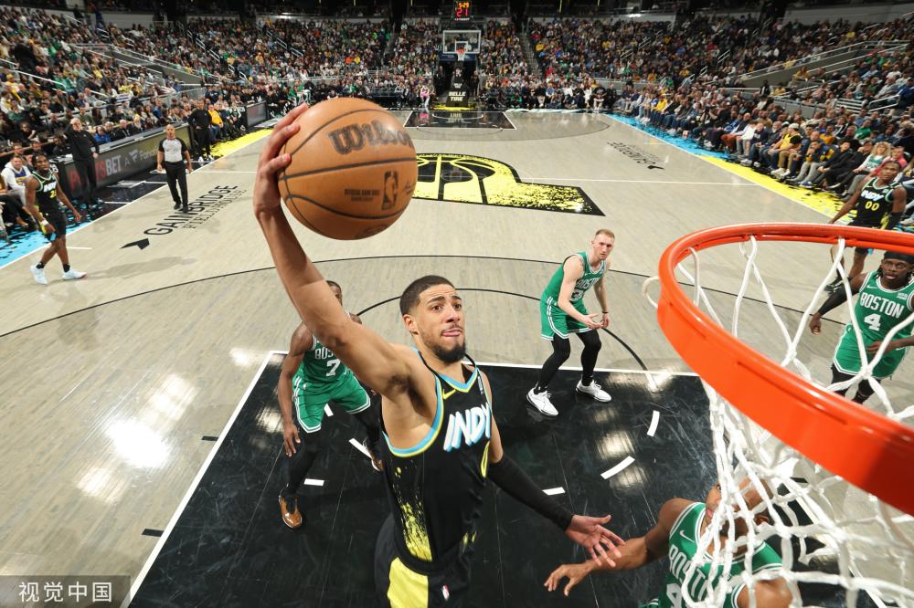 他年轻跳水 他年轻跳水